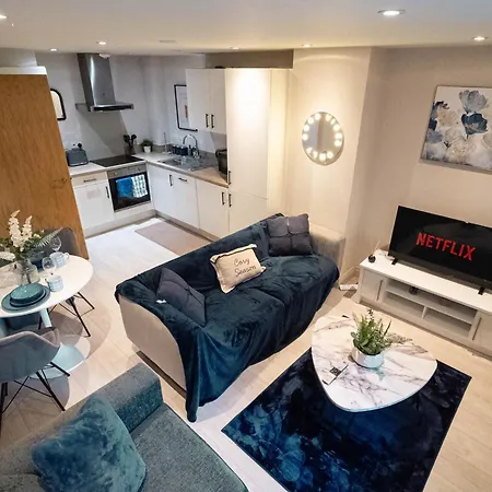 Apartment Stylish 1-bed In Heart Of